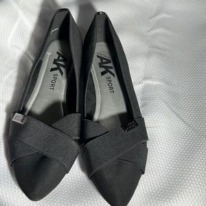 Anne Klein AK Sports Size 11 Black